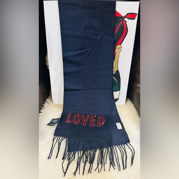 ๐ GUCCI LOVED Sequence SCARF Unisex 100% Polyester - Picture 9 of 10